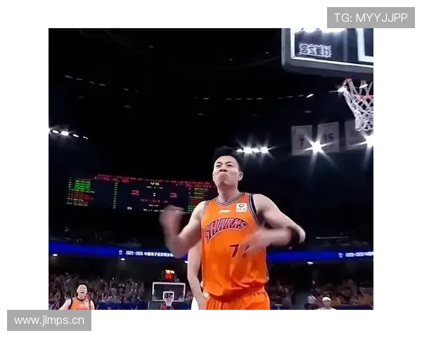 上海大胜吉林豪取14连胜 张镇麟全能表现